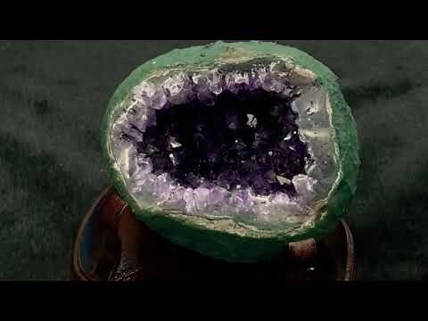 水晶洞形狀