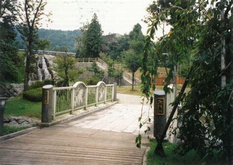 白虎橋