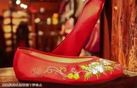 為什麼鞋尖不能對著牀