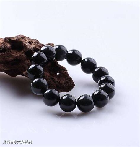 黑曜石五行屬什麼