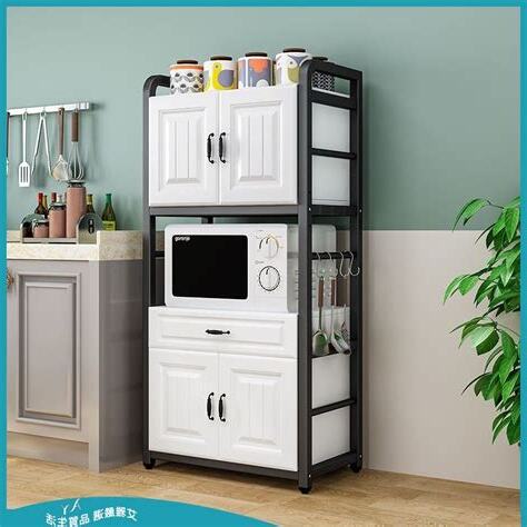 微波爐放在櫃子裡