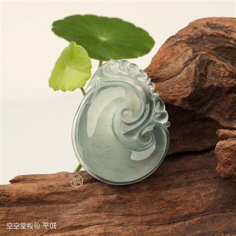 翡翠如意寓意