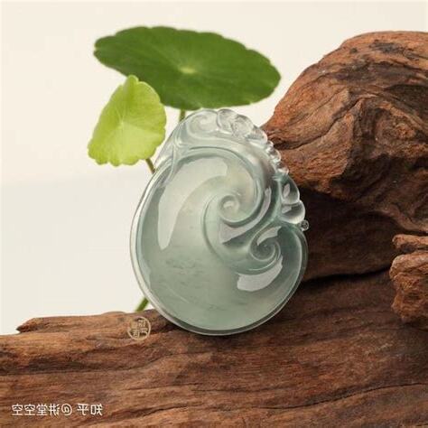 翡翠如意寓意