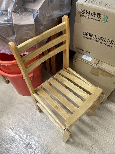 椅子壞掉