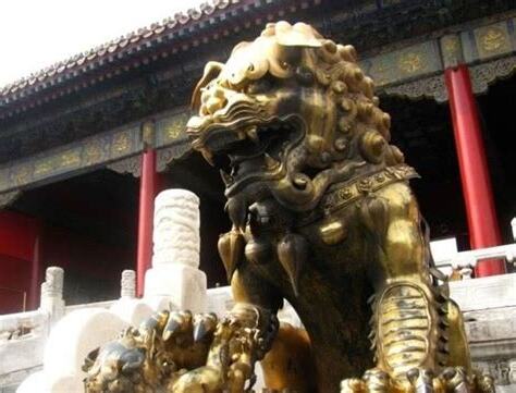 石獅子可以摸嗎