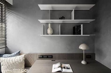 書桌上有樑化解