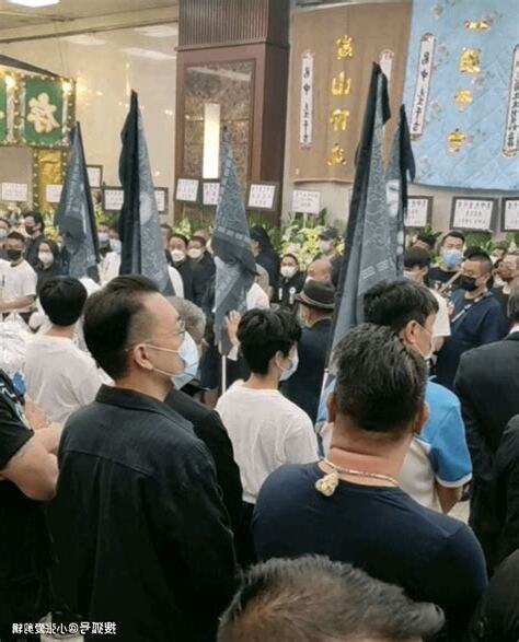 易忠出殯