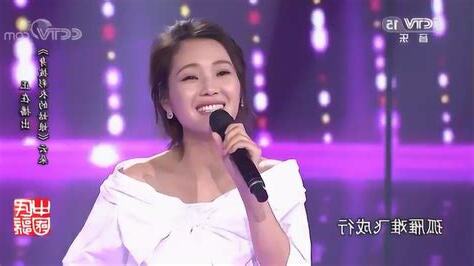 披彩衣意思