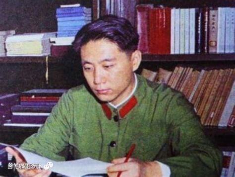 王洪文上海
