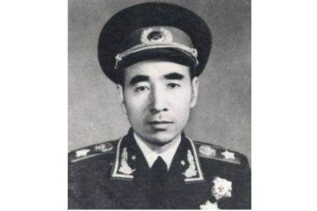 林彪八字