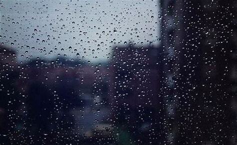 一個雨一個下
