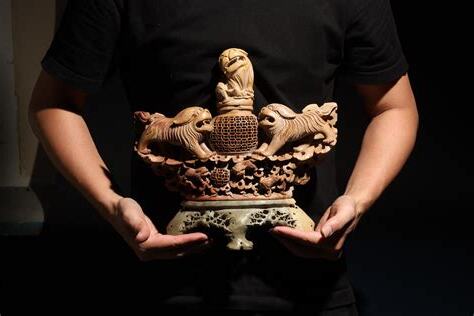 獅子戲球
