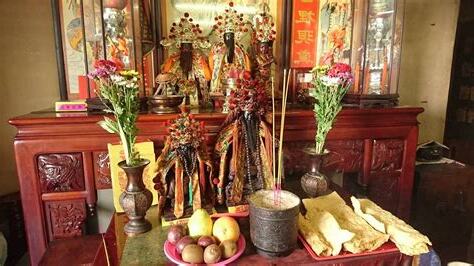 神明踩爐