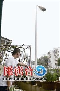路燈在家門口