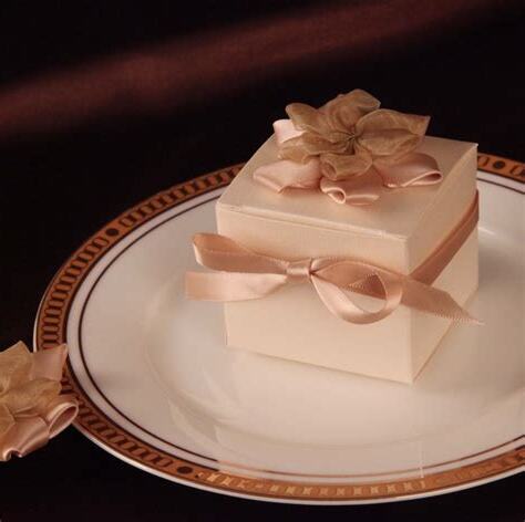 香檳色是什麼顏色